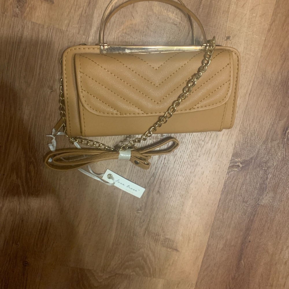 Love Trove Los Angeles Elegant Tan Chevron Crossbody  Bag NWT